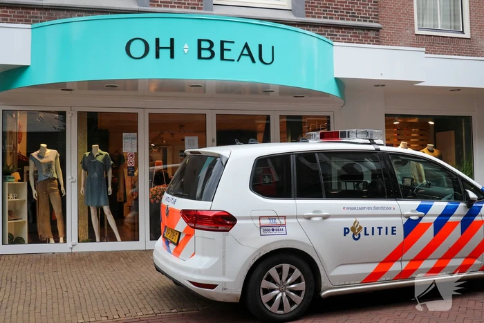Winkeldief op omafiets gezocht