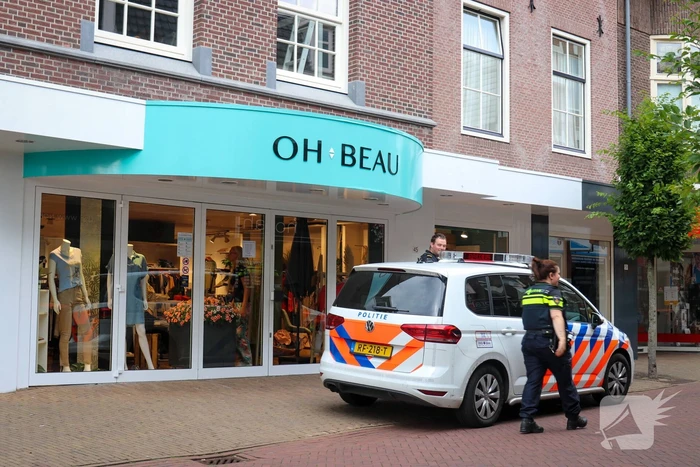 Winkeldief op omafiets gezocht