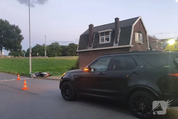 Scooterrijder gewond bij verkeersongeval