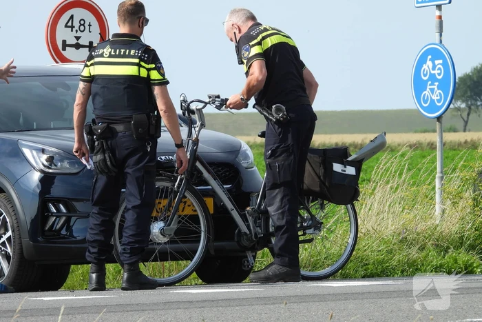 Fietser gewond na botsing met auto