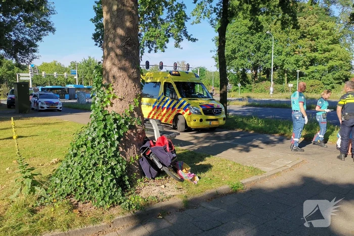 Fietsers komen met elkaar in botsing