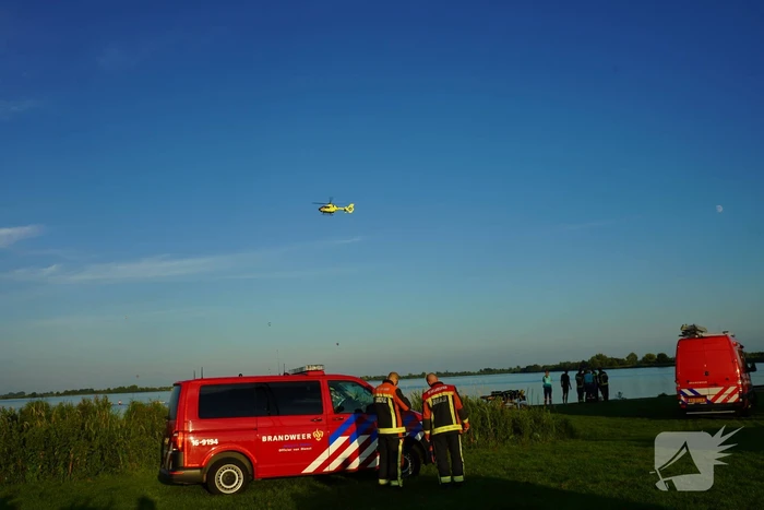 Hulpdiensten groots ingezet bij vermiste zwemmer