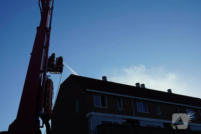 Veel rook bij brand in woning