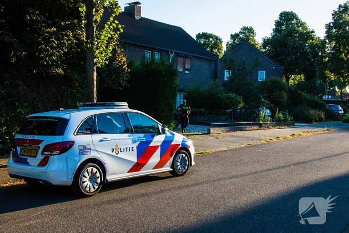 Brandweer onderzoekt LPG lekkage bij auto