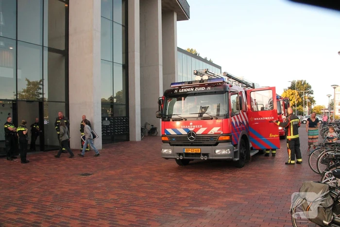 Bewoner dooft in brand gevlogen pan met doek