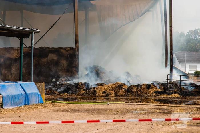 Grote hinder van stank van grote brand net over de grens