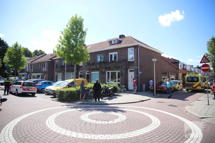 Traumahelikopter landt voor incident bij woning