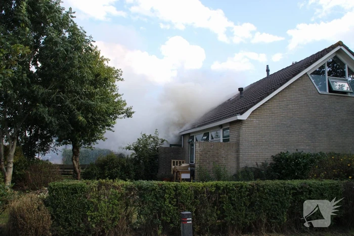 Woning volledig verwoest door uitslaande brand