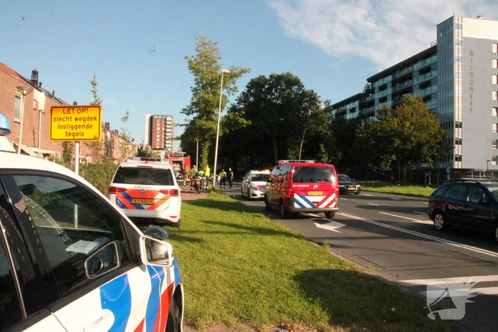 Vrouw gewond bij woningbrand