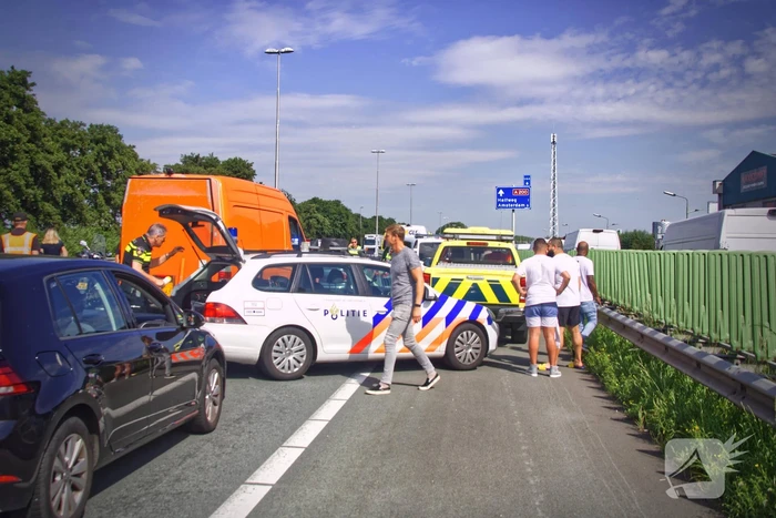 Verkeerschaos na crash met auto