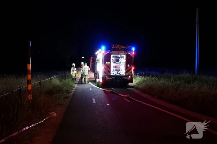 Grote brand in woning met rieten dak