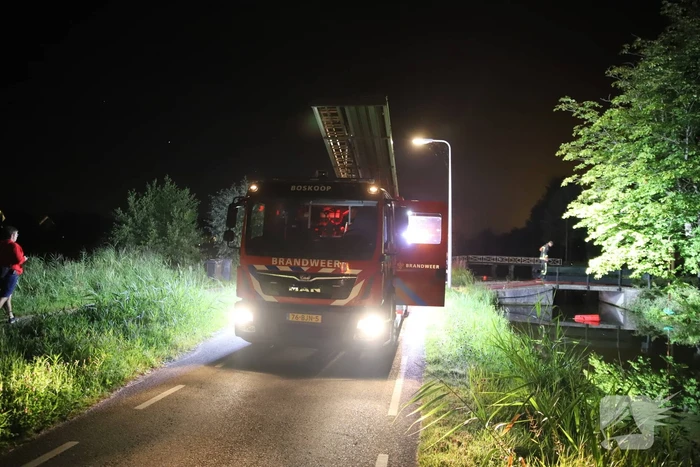 Grote schuurbrand vol met hooi