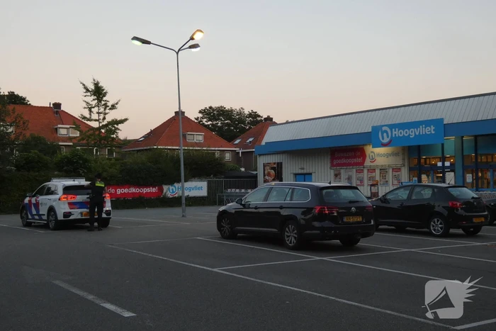 Man gevlucht na gewapende overval supermarkt Hoogvliet