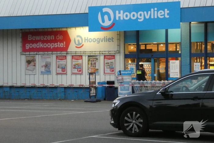 Man gevlucht na gewapende overval supermarkt Hoogvliet