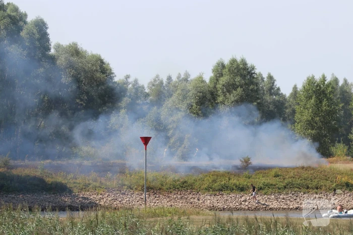 Grote natuurbrand gaat gepaard met veel rook