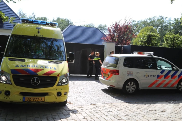 Vier daders slaan op de vlucht na overval woning Nikkie de Jager