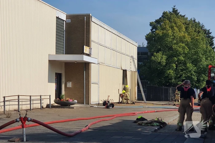 Isolatiemateriaal vliegt in brand