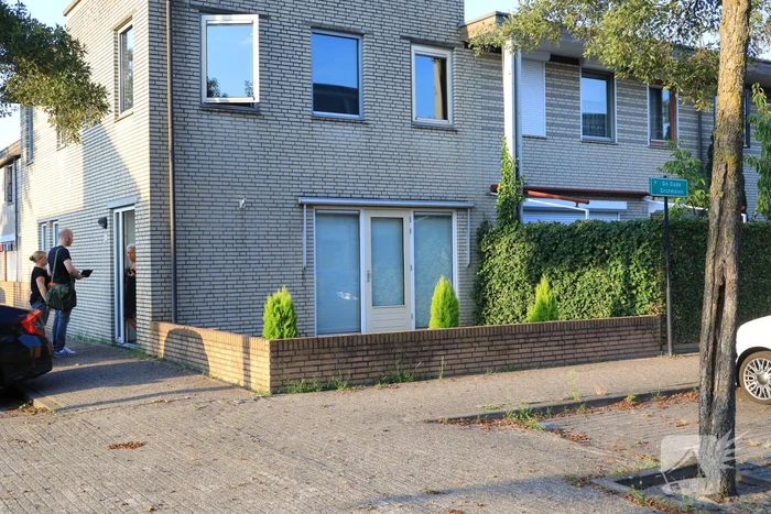 Bejaarde man (85) aangehouden bij steekincident