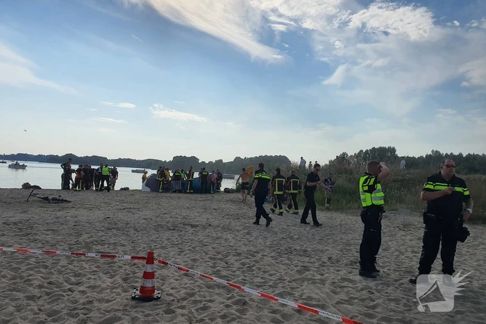 Kind van 7 jaar levenloos uit het water gehaald