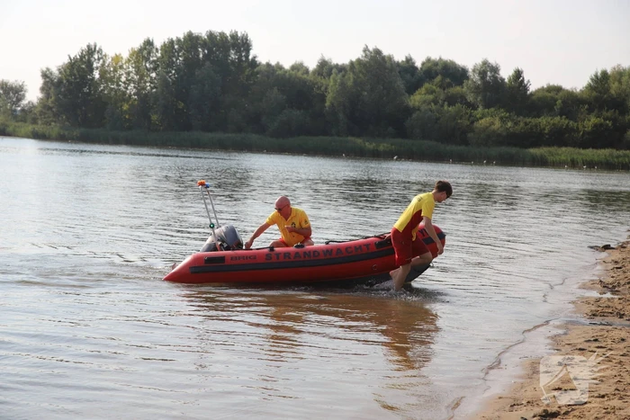 Kind van 7 jaar levenloos uit het water gehaald