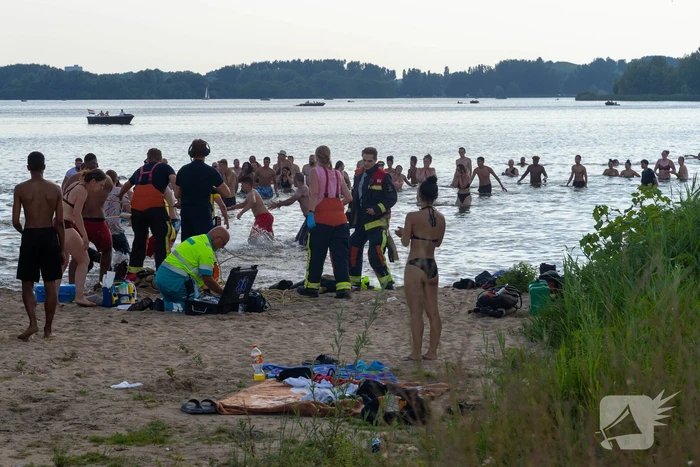 Kind van 7 jaar levenloos uit het water gehaald