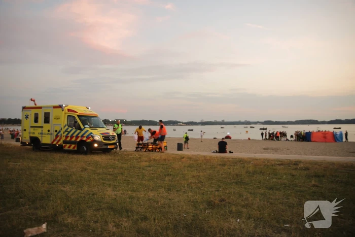 Grote zoekactie naar vermiste zwemmer
