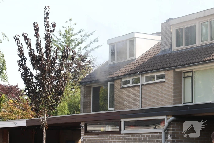 Woning tijdelijk onbewoonbaar na brand in slaapkamer