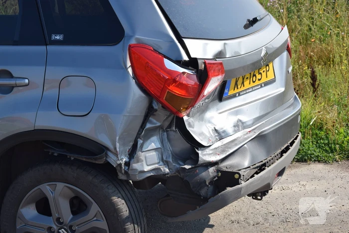 Drie auto's betrokken bij kop-staart verkeersongeval