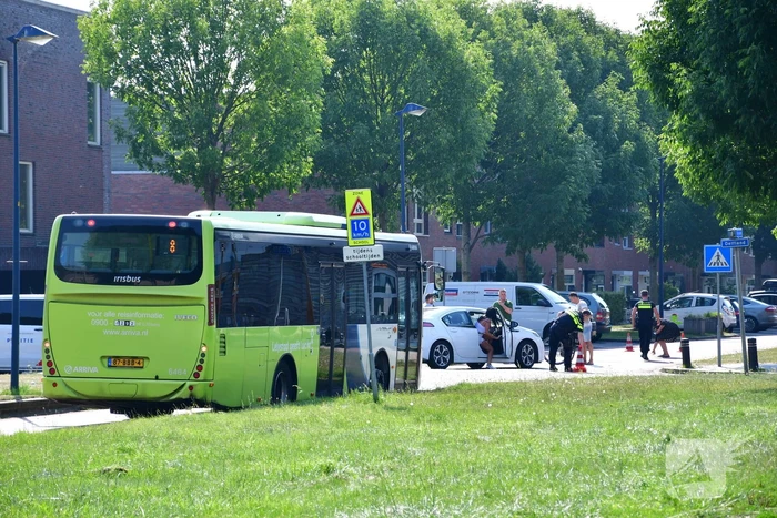 E-biker gewond na botsing met auto