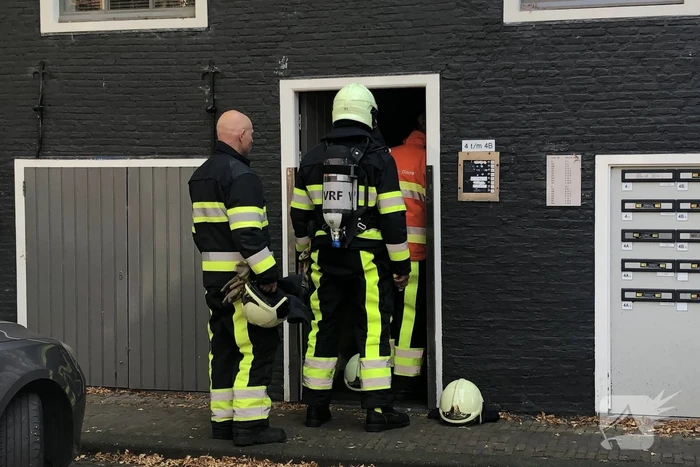 Onderzoek naar benzinelucht in woning