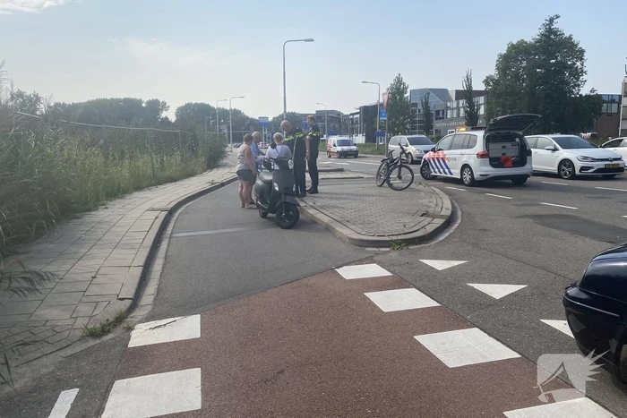 Oudere man gewond na val met scooter