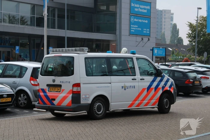Zoekactie naar verdachte nabij station Parkwijk