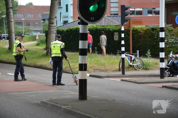 Mountainbiker gewond na aanrijding met auto