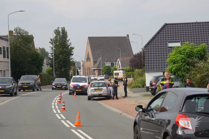 Wielrenner gewond bij kop-staartbotsing