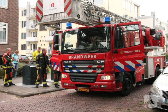 Brand in keuken van flatwoning