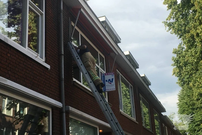 Wateroverlast na gesprongen leiding in leegstaande bovenwoning