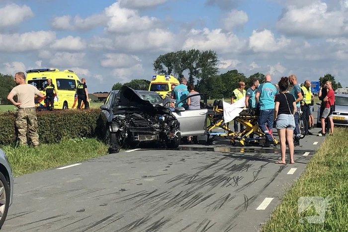Motorrijder overleden bij frontale aanrijding met auto