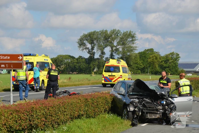 Motorrijder overleden bij frontale aanrijding met auto