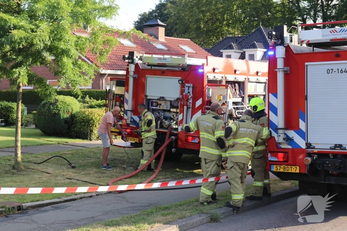 Veel rook bij woningbrand