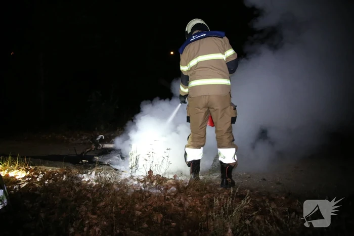 Scooter volledig uitgebrand