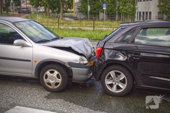Kop-staartbotsing voor verkeerslicht