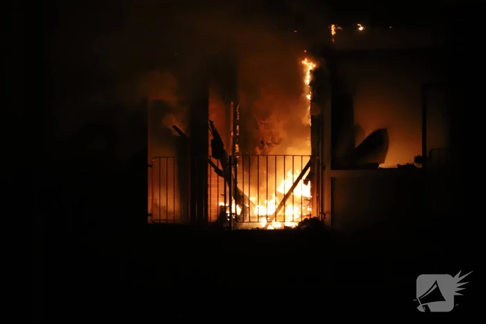 Uitslaande brand in leegstaande flat