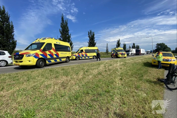 Drie voertuigen betrokken bij frontale aanrijding