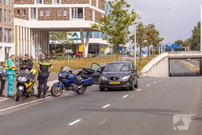 Motorrijders betrokken bij kop-staartbosting