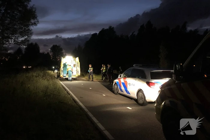 Man valt met brommer en raakt gewond