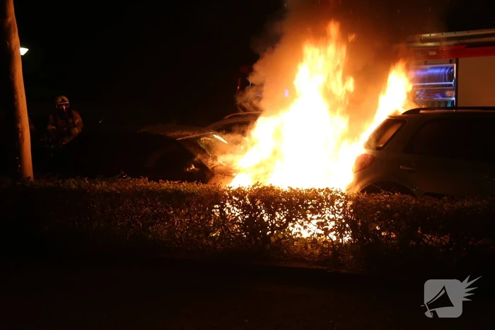 Auto verwoest door brand