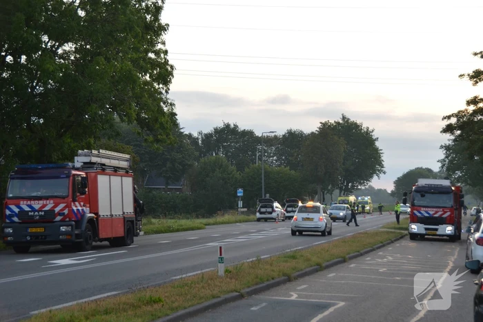 Auto op de kop, bestuurder spoorloos