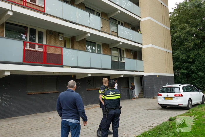 Hennepkwekerij aangetroffen in flatwoning