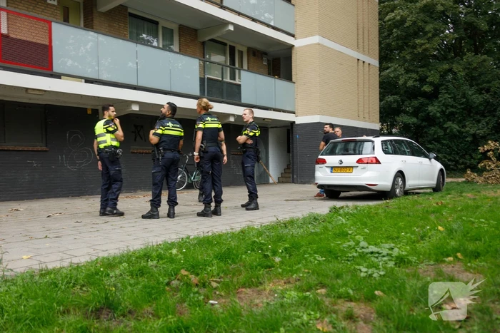 Hennepkwekerij aangetroffen in flatwoning
