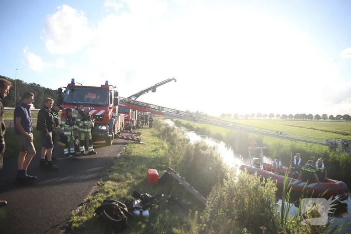 Zoekactie naar boeven in maisveld en water